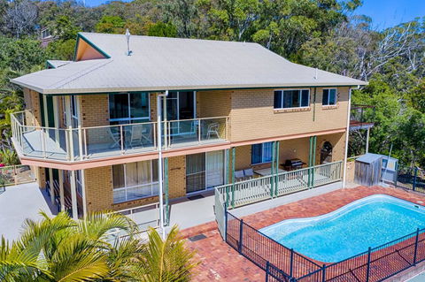Rainbow Views - Rainbow Beach, Stunning Ocean Views And A Swimming Pool - Yamba Accommodation 1