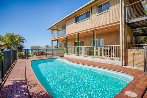 Rainbow Views - Rainbow Beach, Stunning Ocean Views And A Swimming Pool - Yamba Accommodation 2