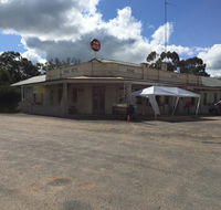 Rand Hotel - Yamba Accommodation