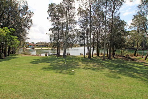 Ray Of Sunshine - Waterfront Reserve - Yamba Accommodation 0