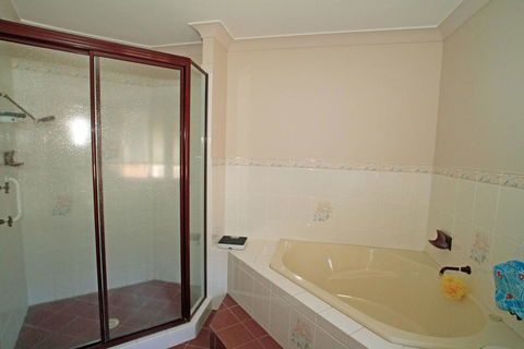 Ray Of Sunshine - Waterfront Reserve - Yamba Accommodation 2