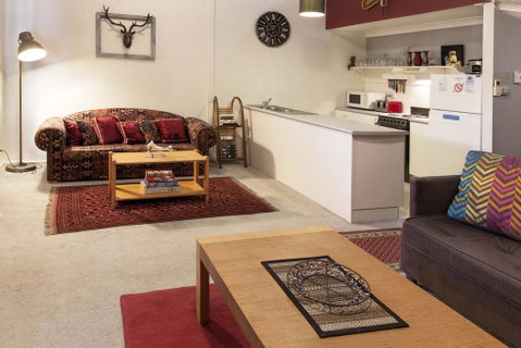 Razorback 6 - Razorback Plaza Jindabyne - Yamba Accommodation 2