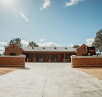 Red Waratah Accommodation - Yamba Accommodation