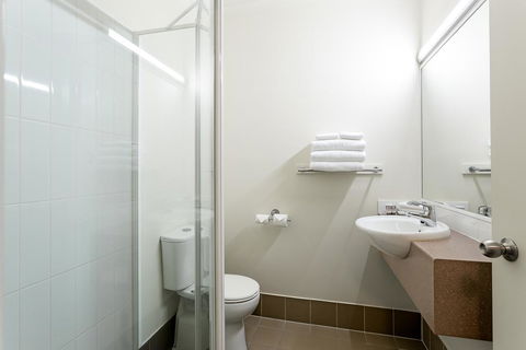 Redcliffe Motor Inn - Yamba Accommodation 2