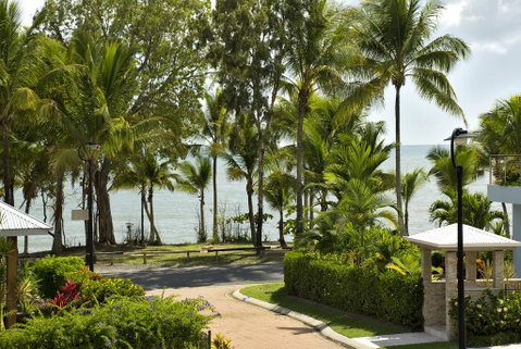 Reeflections Holiday Villas - Yamba Accommodation 3