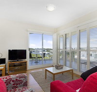 RESORT ON THE BEACH 6310 - TOP FLOOR - Yamba Accommodation