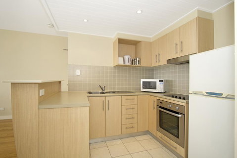 Resort On The Beach With Ocean Glimpses 5214-15 - Yamba Accommodation 0
