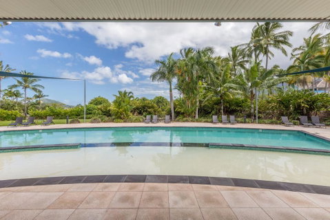 Resort Room In Paradise - Yamba Accommodation 1