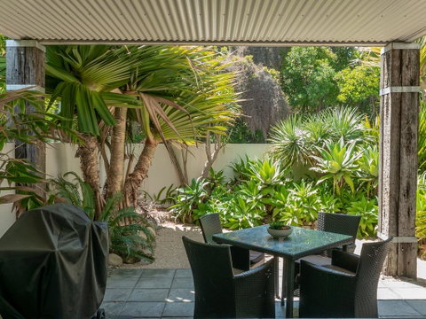 Retreat On Fourth - Yamba Accommodation 0