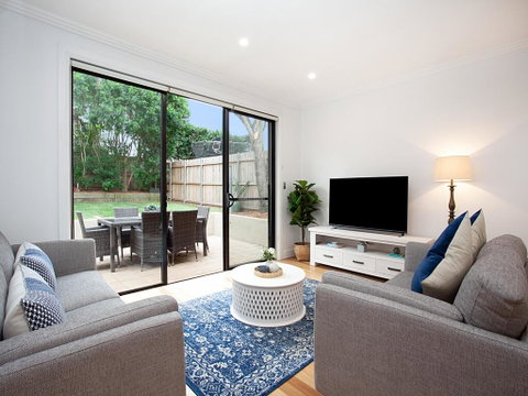 RIPPLES-hosted By:L'Abode Accommodation - Yamba Accommodation 2