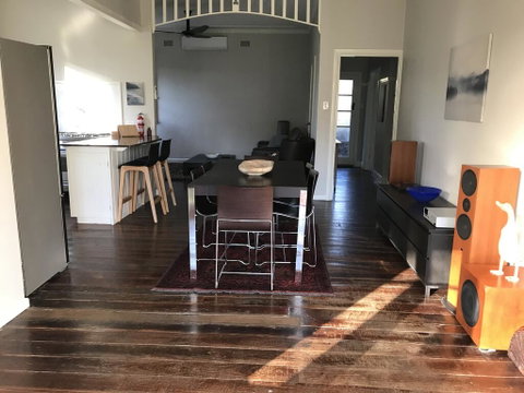 River Cottage - Boutique Accommodation - Yamba Accommodation 3