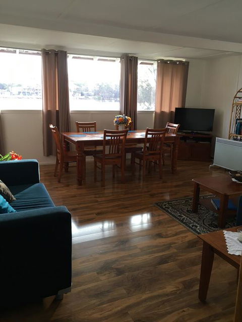 Riverfront Cottage In Booderee National Park At Christians Minde - Yamba Accommodation 2