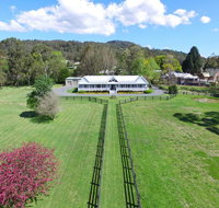 Rivermist - Luxury 6 bedrooms  6 bathrooms - Yamba Accommodation