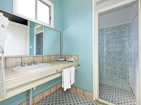 Riviera Motel Bundaberg - Yamba Accommodation 3