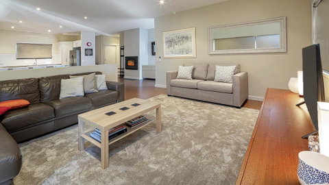 Rocky Cottage - Yamba Accommodation 1
