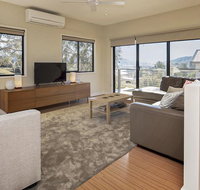 Rocky Cottage - Yamba Accommodation