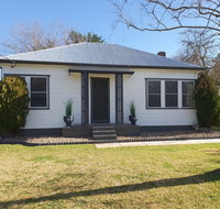 Ronelle Cottage - Yamba Accommodation
