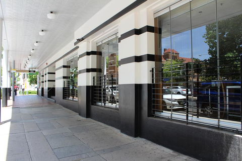 Royal Hotel Orange - Yamba Accommodation 1