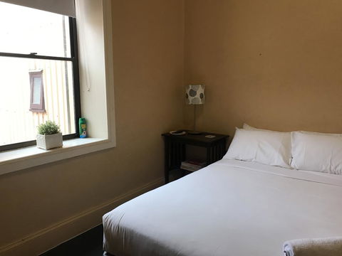Royal Mail Hotel Kingston - Yamba Accommodation 0