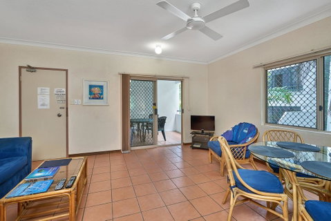 Royal Palm Villas - Yamba Accommodation 3