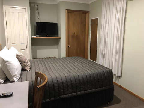 Roydons Motor Inn - Yamba Accommodation 3