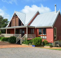 Ruddles Retreat - Yamba Accommodation