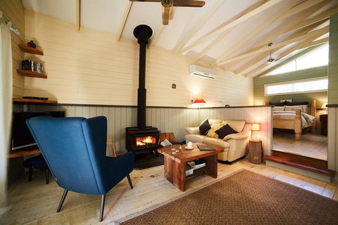 Rustic Spirit - Yamba Accommodation 1