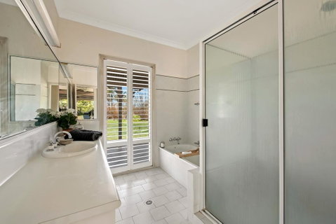 Saleview Estate - Yamba Accommodation 1