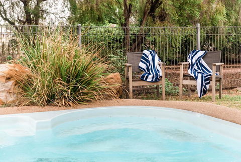 Saltbush Retreat - Yamba Accommodation 1