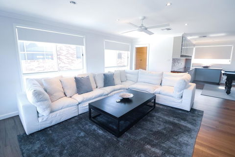 Saltwater Manor - Yamba Accommodation 3