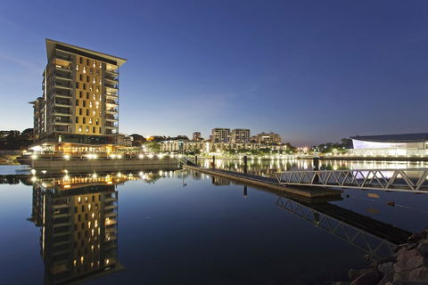 Saltwater Suites - 1,2 & 3 Bed Waterfront Apartments - Yamba Accommodation 0