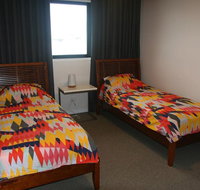 Salty Lark Beach House - Yamba Accommodation