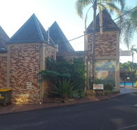 Sanctuary Resort Motor Inn - Yamba Accommodation