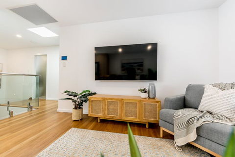 Sandcastle, 26a Winsor Street - Yamba Accommodation 2