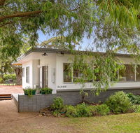 Sandy at Cowes - Yamba Accommodation