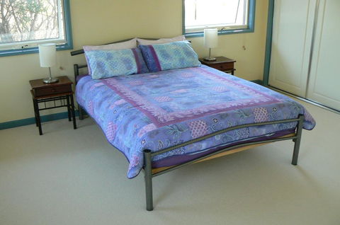 Sandy Point Beach Escape 1 Bedroom Apartment - Yamba Accommodation 2