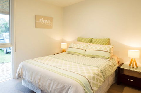 Sandy Point Hideaway - Yamba Accommodation 3