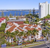 Santa Fe by the Broadwater