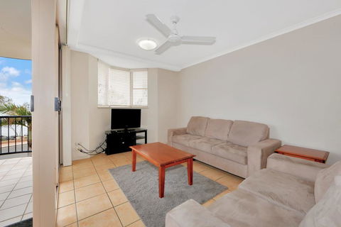 Santalina Beach Gem - Yamba Accommodation 3