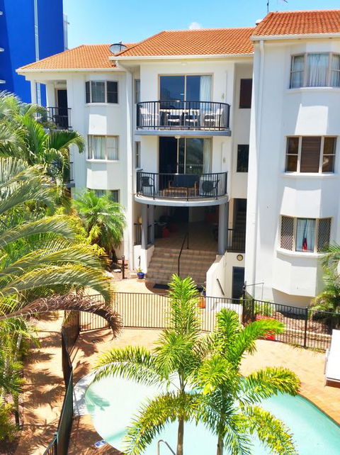 Santalina On Hervey Bay - Yamba Accommodation 3