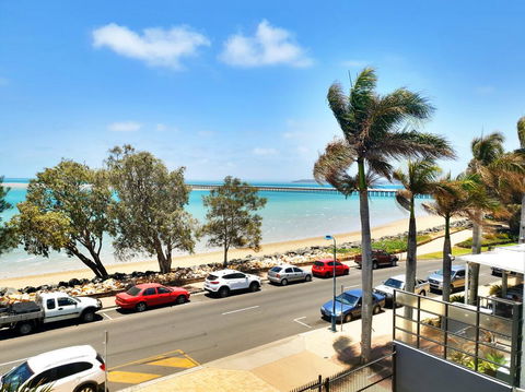 Santalina On Hervey Bay - Yamba Accommodation 1