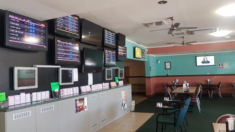 Sarina Hotel - Yamba Accommodation 1