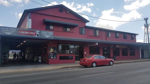 Sarina Hotel - Yamba Accommodation 0