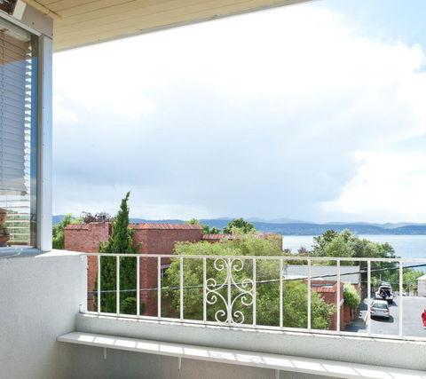 Scarlett's By Salamanca - Yamba Accommodation 0