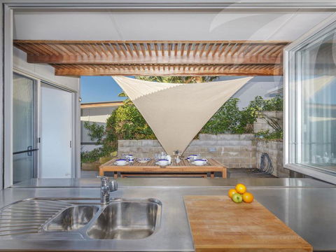 Sea Shack - Yamba Accommodation 1