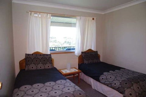 Sea View, 3 Hodgson Street - Yamba Accommodation 2
