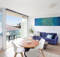 Sea Views Bondi Beach - Yamba Accommodation