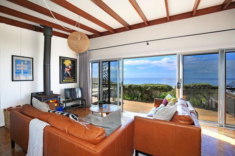 Seakissed Beach House - Yamba Accommodation 1