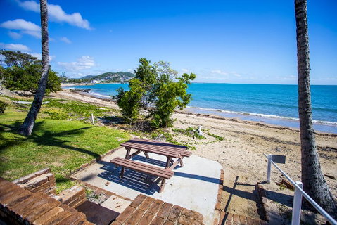 Seaspray Waterfront Holiday Units - Yamba Accommodation 2