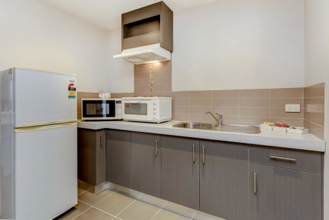 Seymours On Lydiard - Yamba Accommodation 3